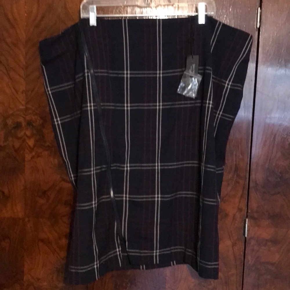 3 for $30! Lane Bryant Skirt